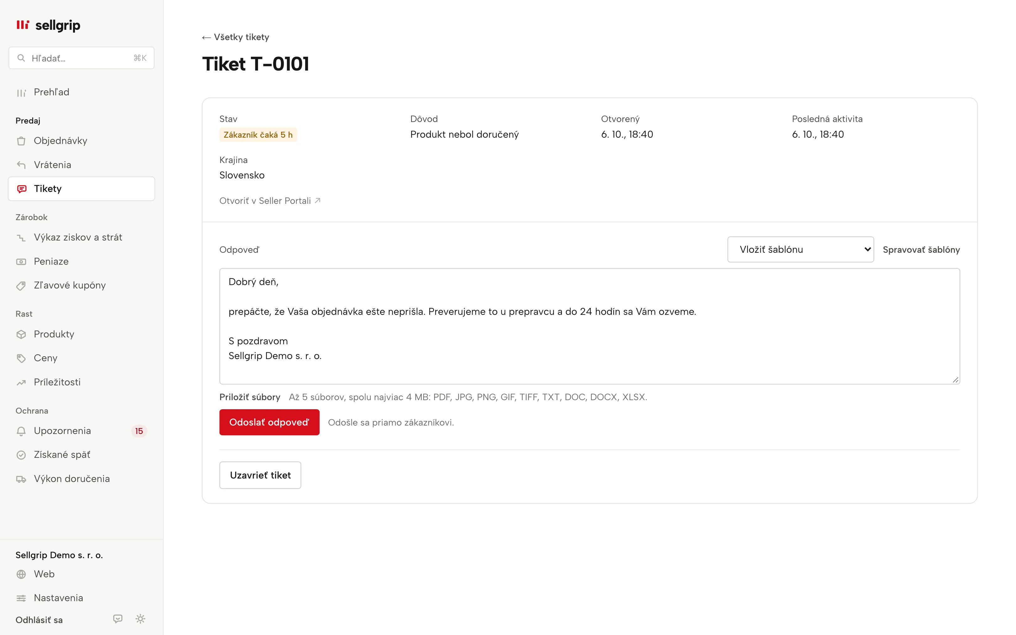Tiket v Sellgripe s konverzáciou kupujúceho a vloženou šablónou odpovede, meno a číslo objednávky už vyplnené.